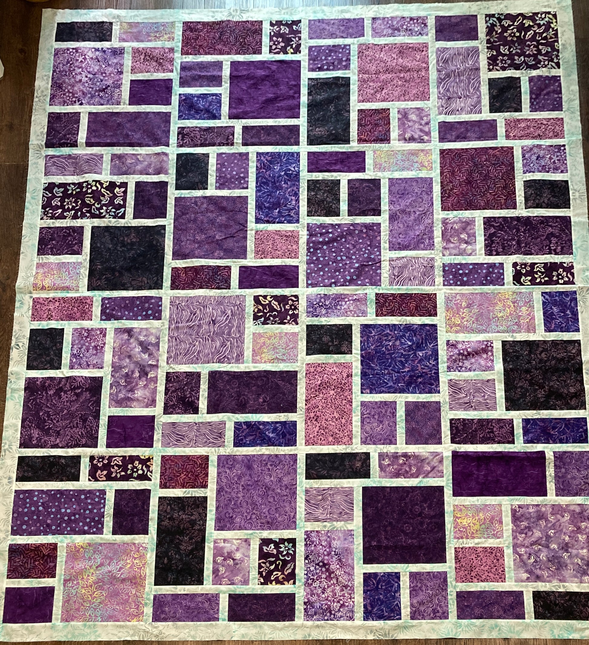 Slea Head Quilt, Twin size in purple and white.